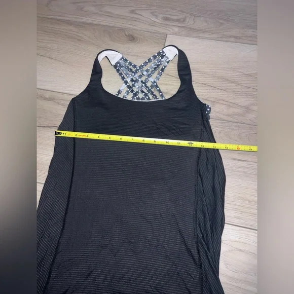 Lululemon Top - Picture 5 of 6